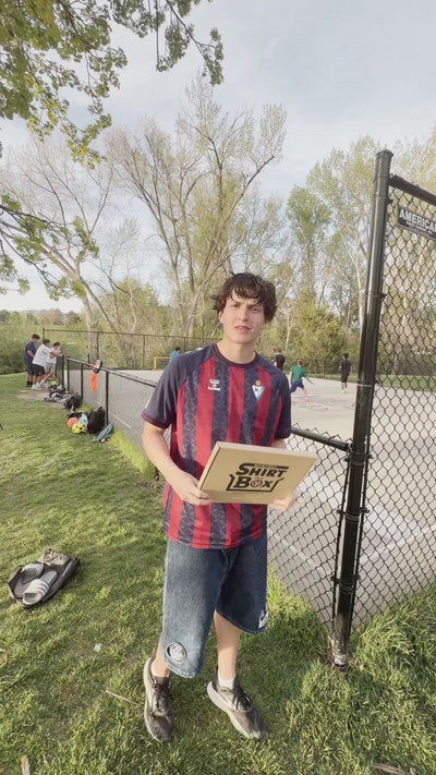 ES-SoyBoys-Box-1.mp4